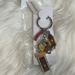 NWT-Keychain made in Puerto Rico with 4 dangles PR specific